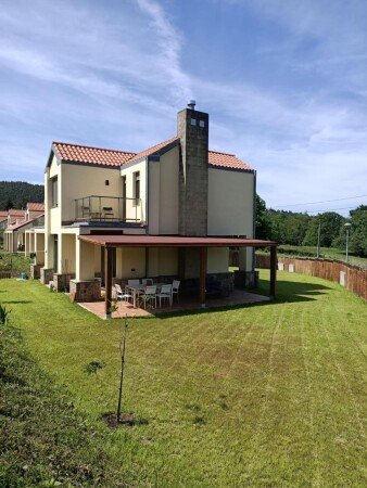 Casa 3 habitaciones, con jardín