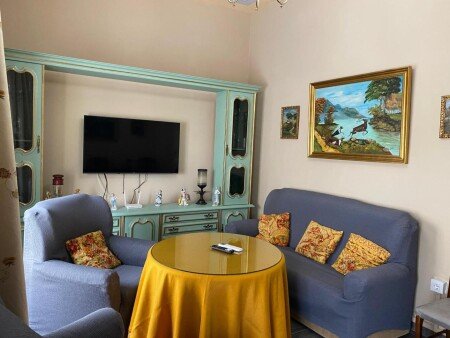 Casa 4 habitaciones, con aire acondicionado