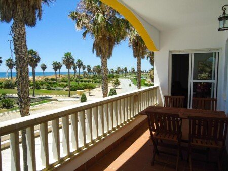 Apartamento 2 habitaciones, con jardín