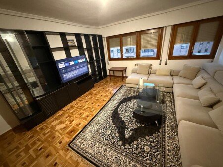 Apartamento 4 habitaciones, con aire acondicionado