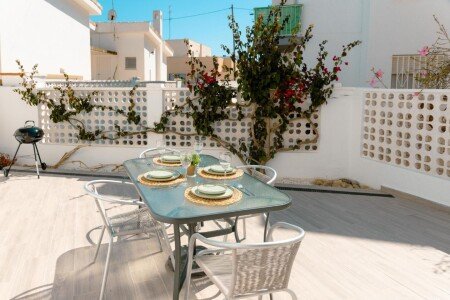 Casa 3 habitaciones, con aire acondicionado