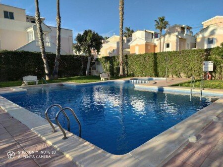 Casa 2 habitaciones, con piscina