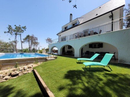 Casa 6 habitaciones, con piscina