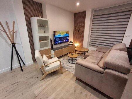 Apartamento 2 habitaciones, con jardín
