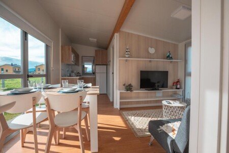 Resort 2 habitaciones, con jardín