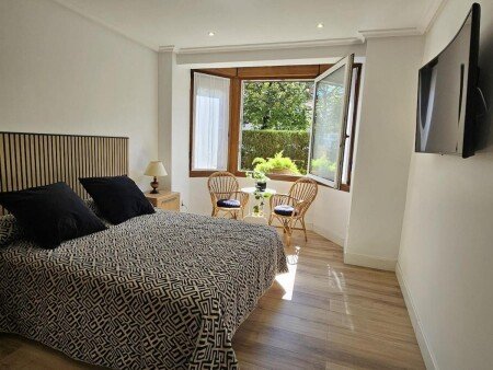 Apartamento 3 habitaciones, con jardín