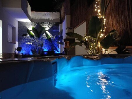 Apartamento 4 huéspedes, con jacuzzi