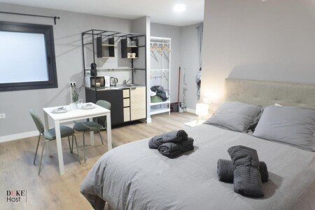 Hostal 2 huéspedes, con jardín