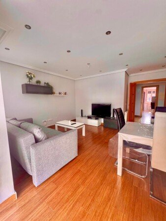 Apartamento 3 habitaciones, con aire acondicionado