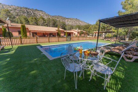 Casa 28 huéspedes, con piscina