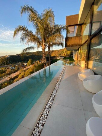 Villa 2 habitaciones, con piscina