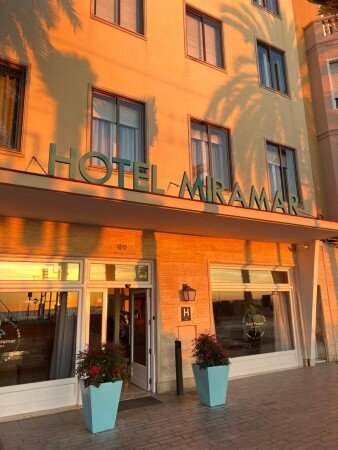 Hotel con aire acondicionado