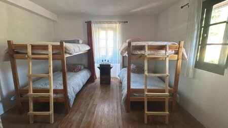 Hostal 1 habitación, con jardín