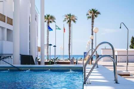 Hotel con piscina