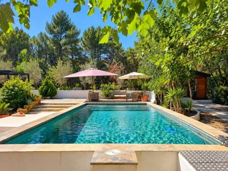 Villa 4 habitaciones, con piscina