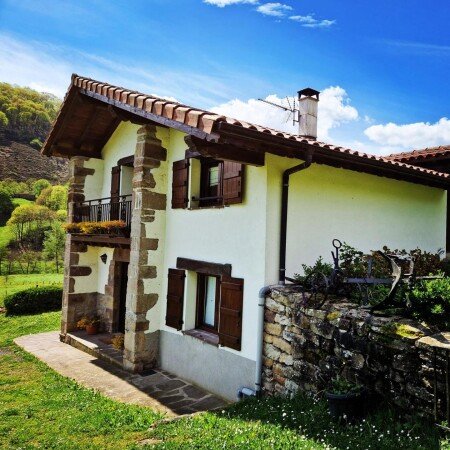 Casa 4 habitaciones, con jardín