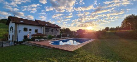 Hotel con piscina