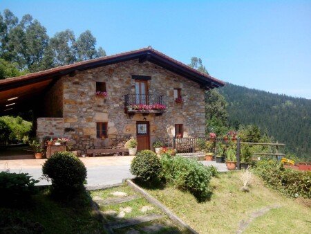 Casa 2 habitaciones, con jardín