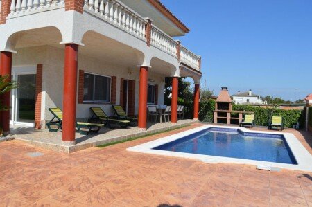 Villa 7 habitaciones, con piscina