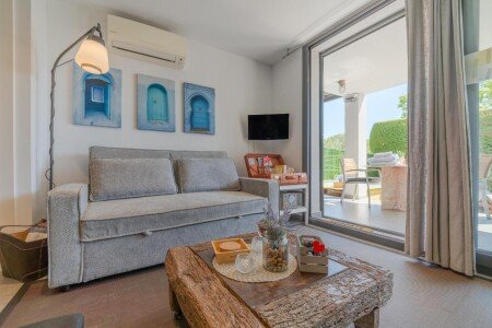 Apartamento 1 habitación, con piscina