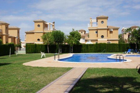 Villa 2 habitaciones, con piscina