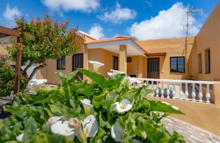 Casa 3 habitaciones, con jardín