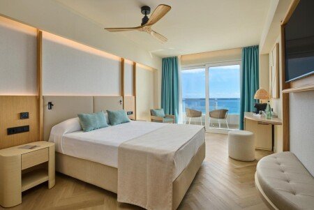 Hotel con piscina