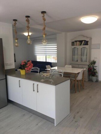 Casa 4 habitaciones, con jardín