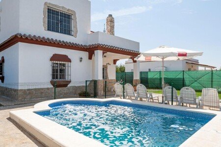 Bed and breakfast 5 habitaciones, con piscina