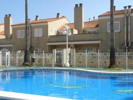 Casa 6 huéspedes, con piscina