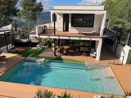 Villa 4 habitaciones, con piscina