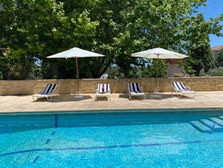 Villa 6 habitaciones, con piscina