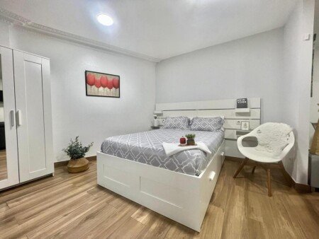 Apartamento 1 habitación, con jardín