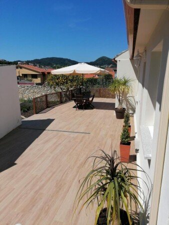 Casa 2 habitaciones, con jardín