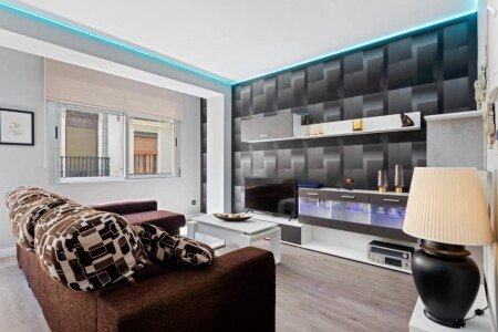 Apartamento 2 habitaciones, con jardín