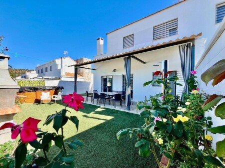 Casa 3 habitaciones, con piscina