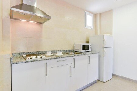 Aparthotel 5 ospiti, con piscina