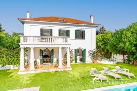 Villa 16 huéspedes, con jacuzzi