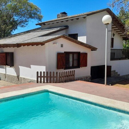 Casa 4 habitaciones, con piscina