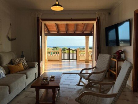 Casa 3 habitaciones, con aire acondicionado