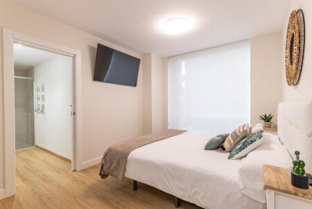 Wohnung 2 Schlafzimmer, mit Klimaanlage