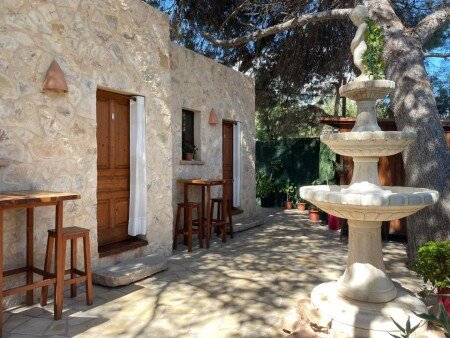 Aparthotel 4 huéspedes, con jardín