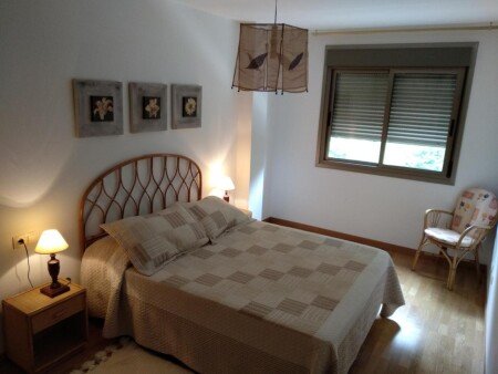 Apartamento 2 habitaciones, con jardín