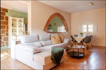 Apartamento 2 habitaciones, con jardín