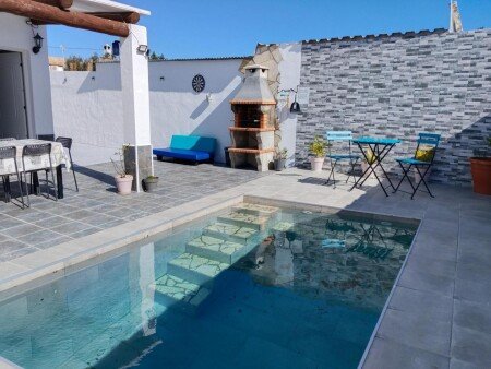 Casa 2 habitaciones, con piscina