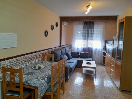 Casa 2 habitaciones, con aire acondicionado