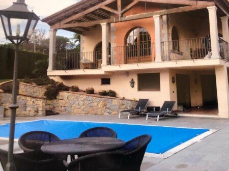 Villa 4 bedrooms, with jacuzzi