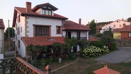 Casa 5 habitaciones, con jardín