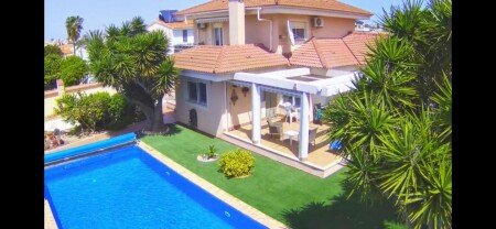 Villa 4 chambres, avec piscine