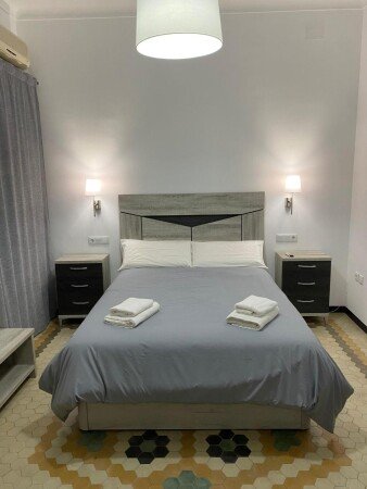 Casa 5 habitaciones, con aire acondicionado